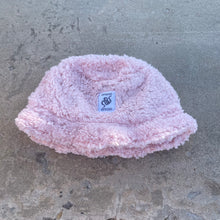 Load image into Gallery viewer, Fashionable Fluffy Pink candy Bucket Hat
